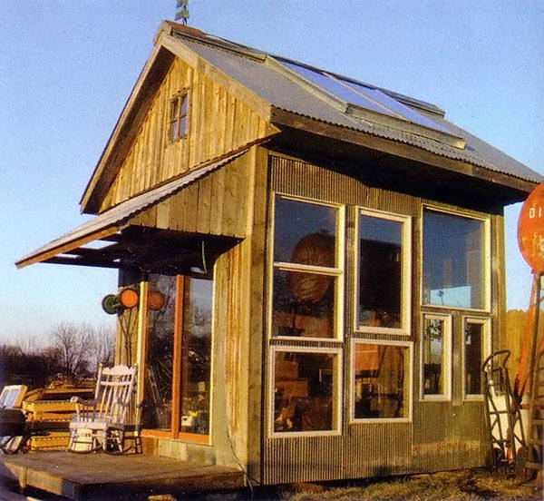 Solar-heated Greenhouse
