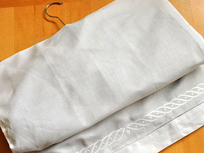 Create A Garment Bag Out Of Pillowcases