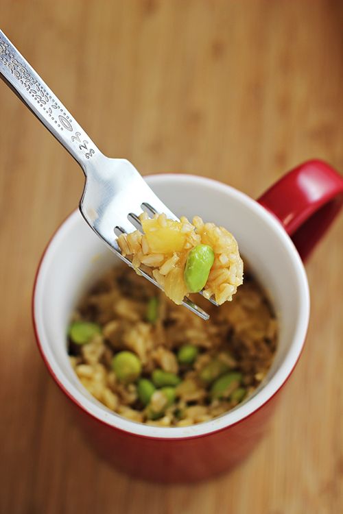 Brown Rice with Edamame and Pineapple