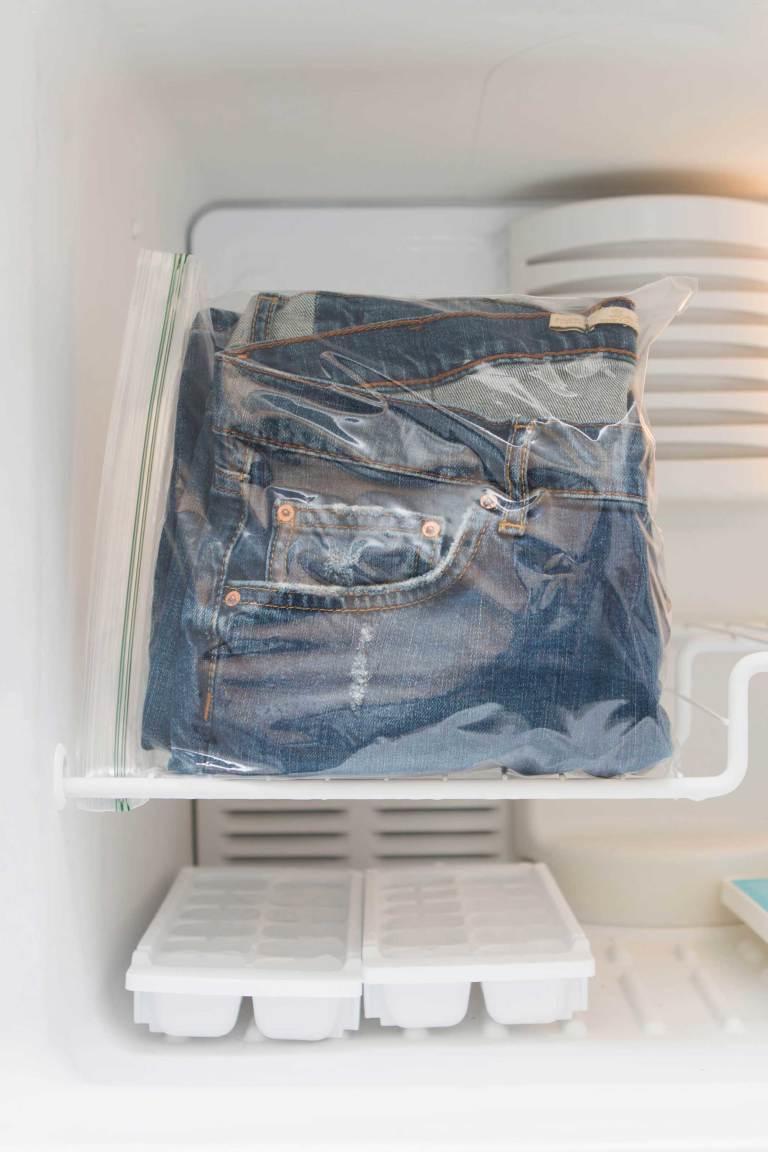 Put Your Jeans in the Freezer to Remove Bad Odors