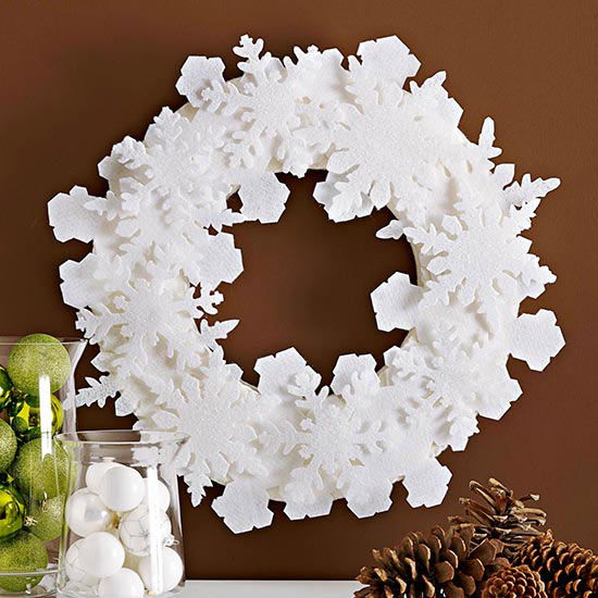 Simple Felt Snowflake Wreath