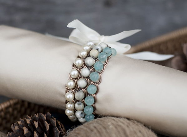 Unique Ombre Bead & Chain Bracelet