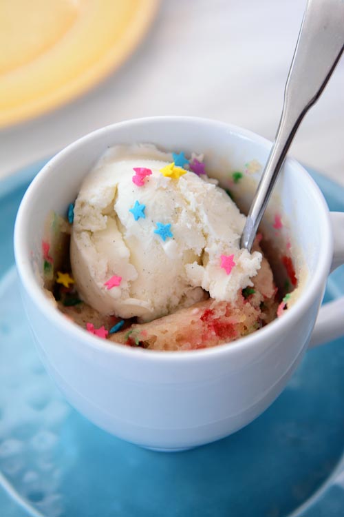 Vanilla Funfetti Mug Cake
