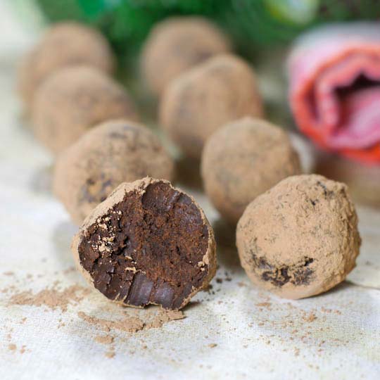 Chocolate Avocado Truffles
