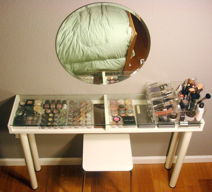 Makeup Vanity for Small Spaces