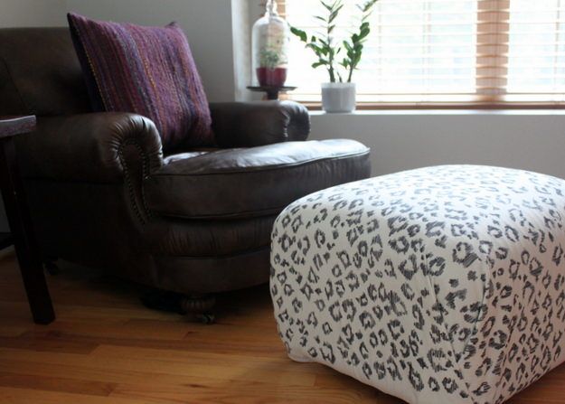 Leopard Stool