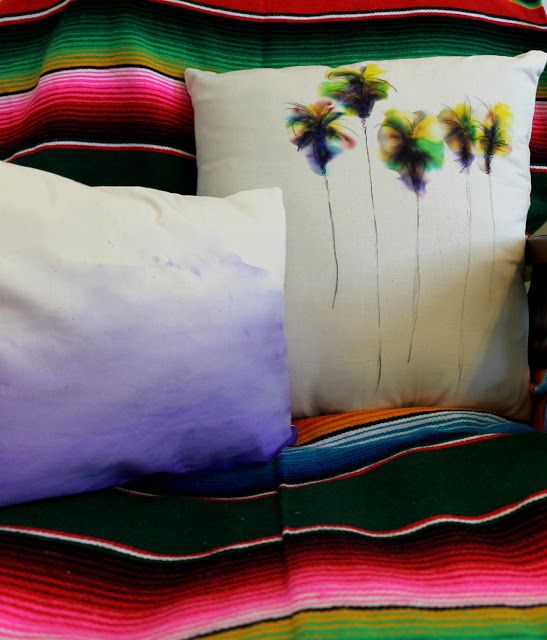 Zero-Effort Tie-Dye Pillows