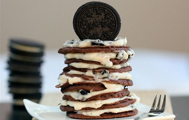 Oreo Cookie Pancakes
