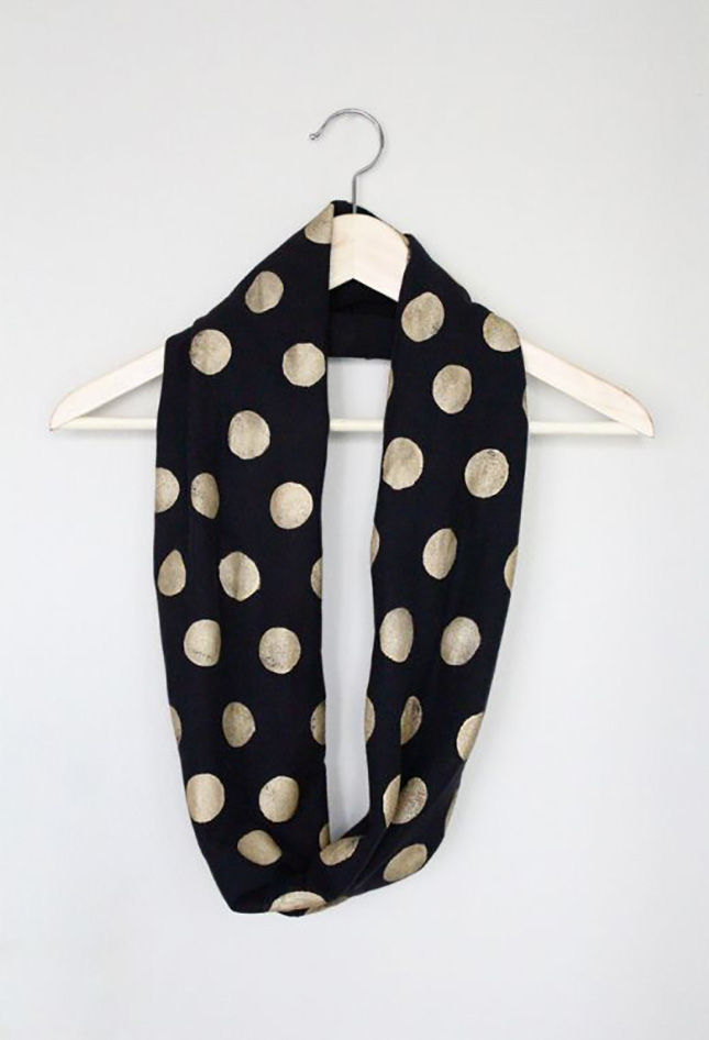 No-Sew Polka Dot Infinity Scarf