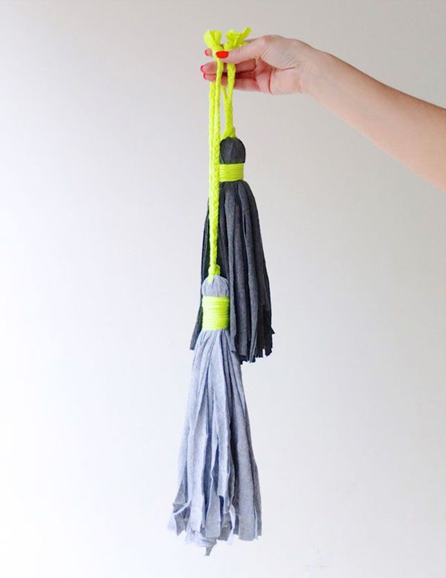 T-Shirt Tassel