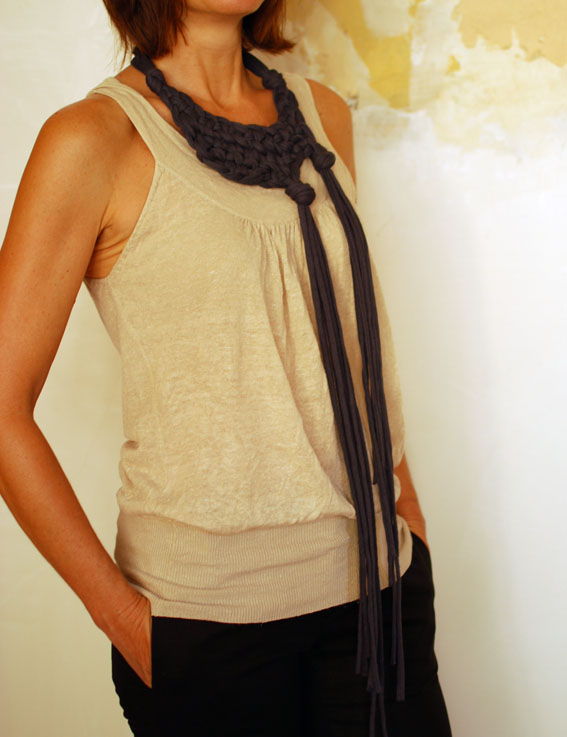 Stunning Knotted Neckpiece