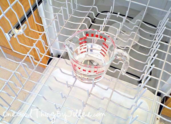 How to Clean Your Dishwasher