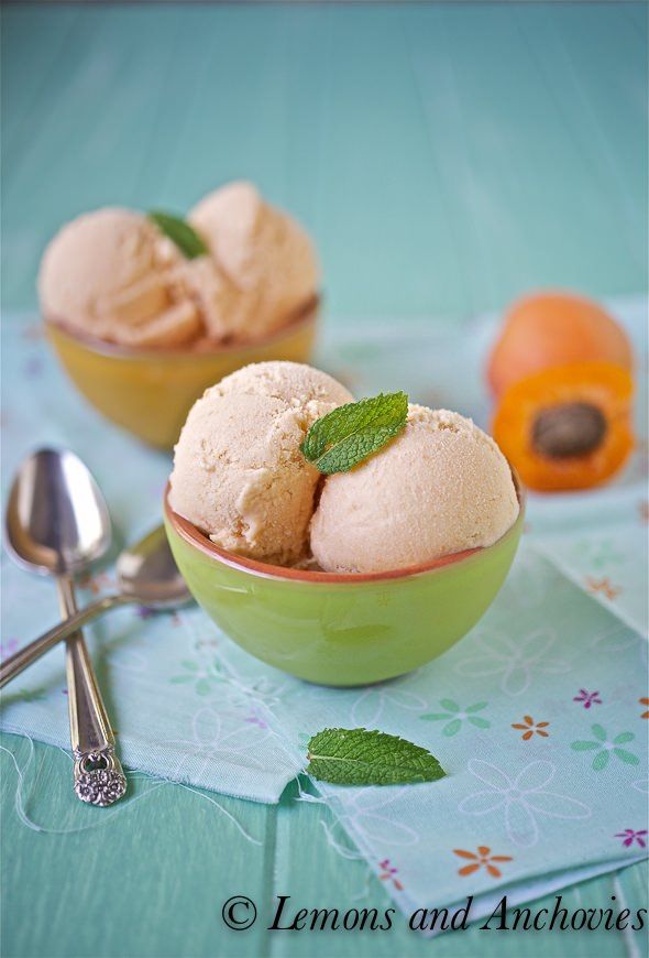 Apricot Frozen Yogurt