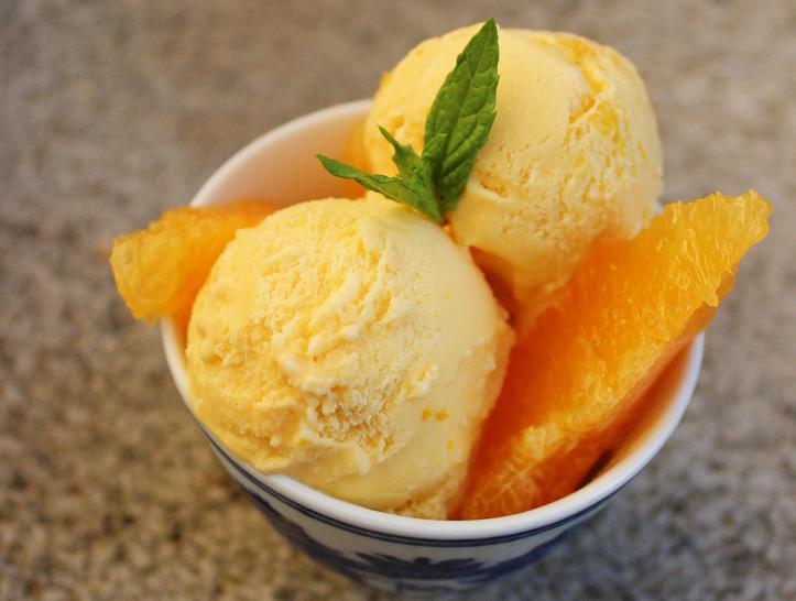 Orange Creamsicle Frozen Yogurt
