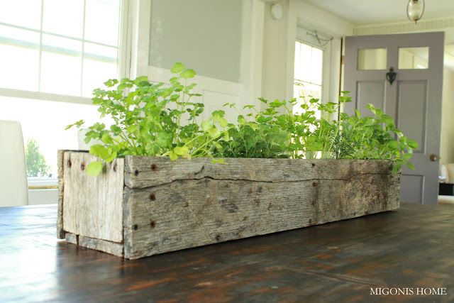 Kitchen Herb Garden in a Recycled Pallet Box