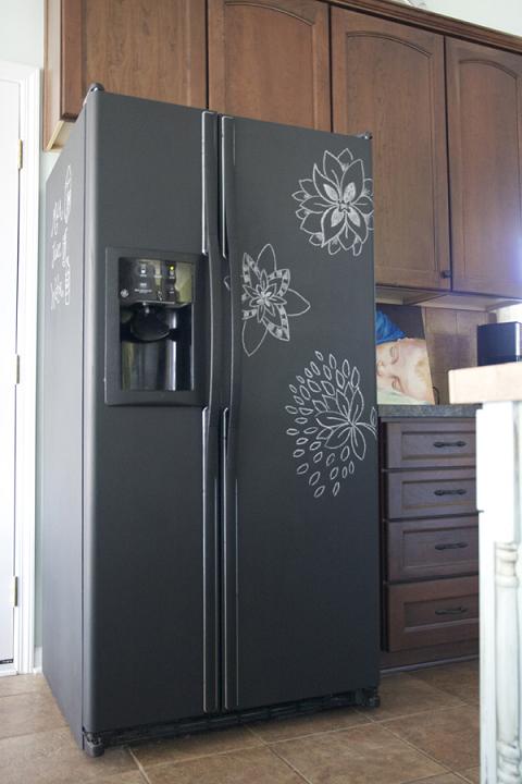 Fridge with Chalkboard Paint
