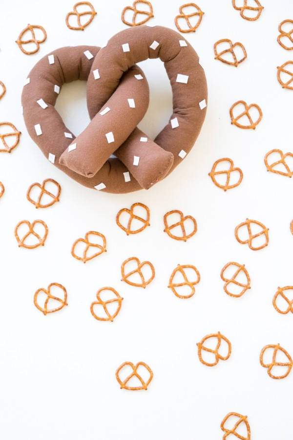 Pretzel Pillow