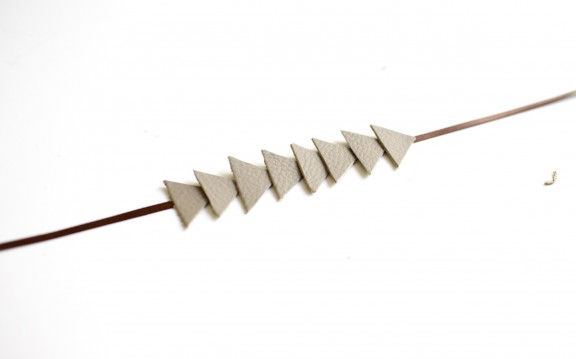 Small Triangles Leather Bracelet