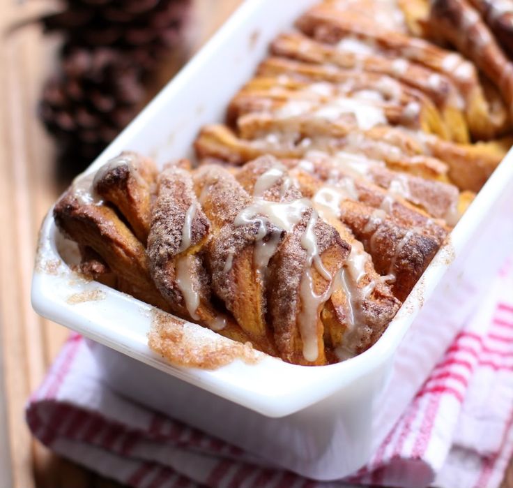 Pumpkin Spice Pull-Apart Bread