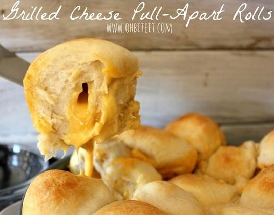 Grilled Cheese Pull-Apart Rolls
