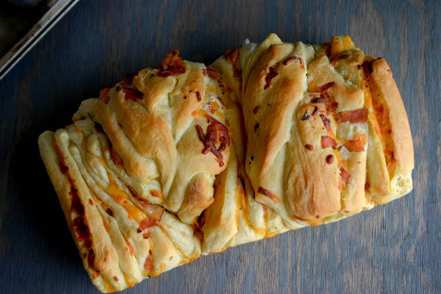 Ham, Cheddar and Mustard Pull Apart Bread