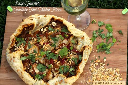 Garlicky Thai Chicken Pizza
