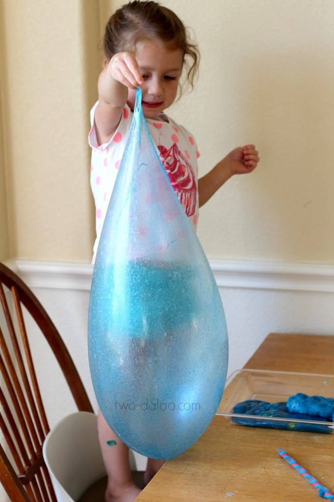 Giant Reusable Bubbles