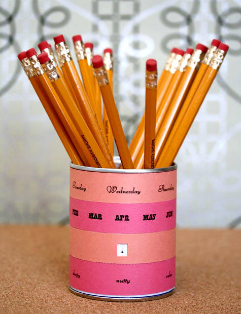 Pencil Holder with Perpetual Calendar