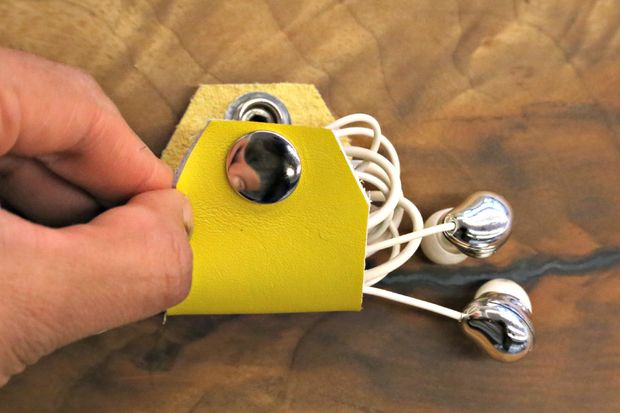 Earbud Wire Organizer