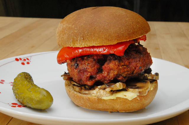 Venison Burgers with Roasted Red Pepper