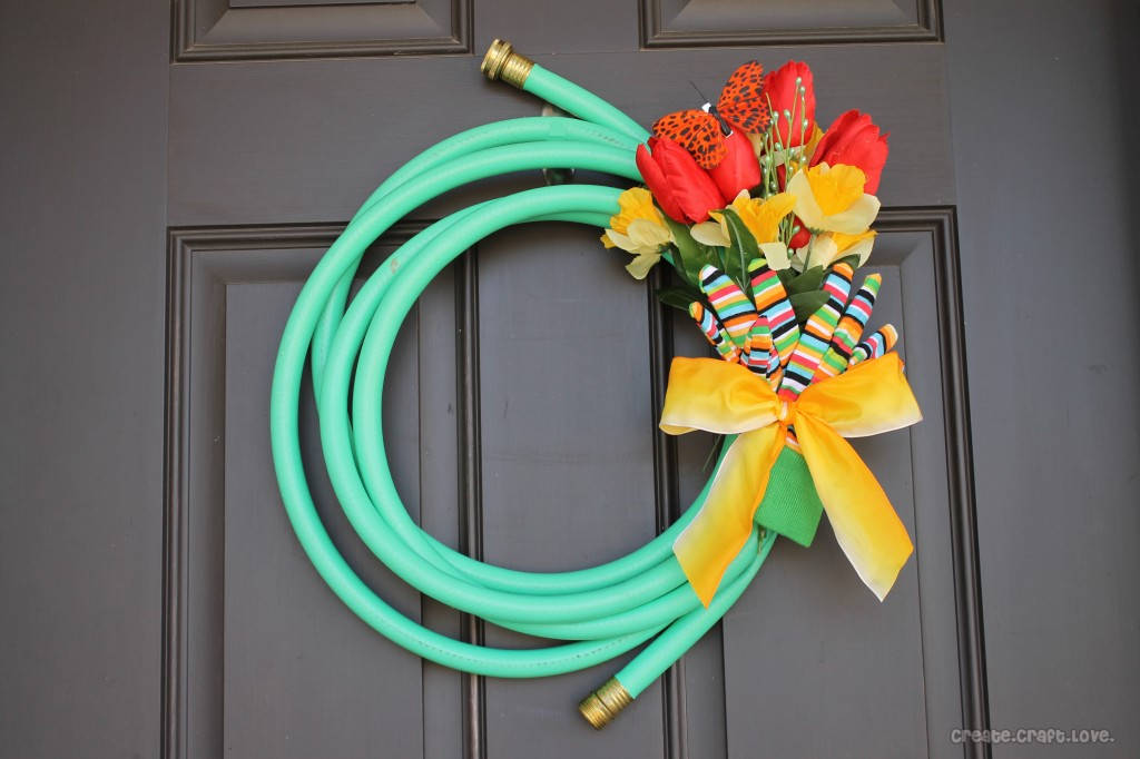 From garden hose to spring wreath