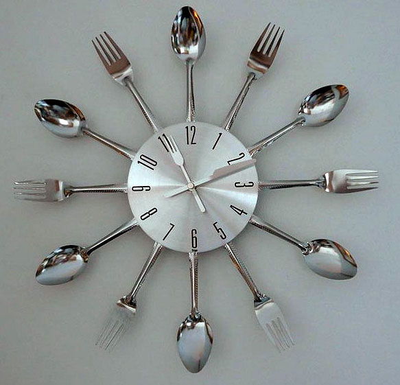 Forks and Spoons Clock