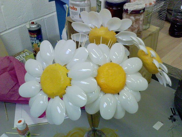 Spoon Daisies
