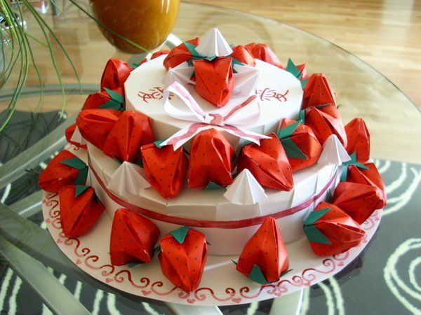 Paper Strawberry Cake