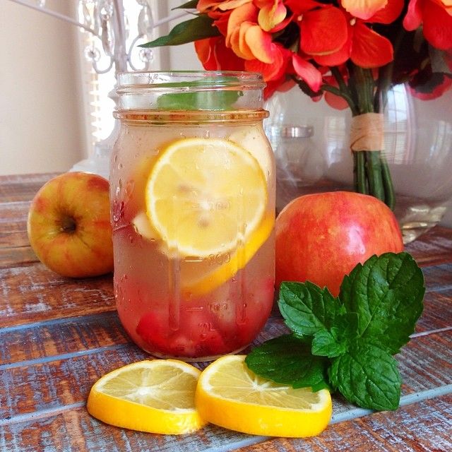 Detox Water for Craving Control and Beautiful Skin