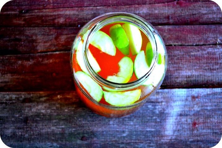 Apple Cinnamon Metabolism Water