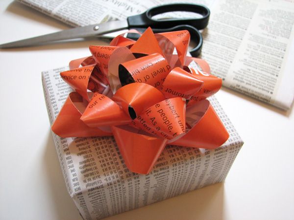 Magazine Page Gift Bow