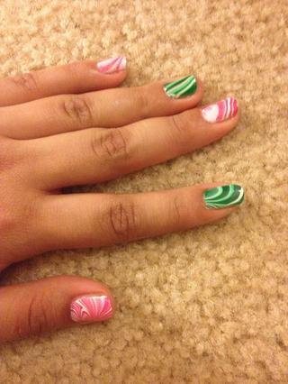 Christmas Water Marble Nail Art