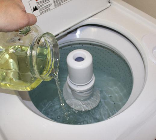 How to Clean a Top Loader Washing Machine