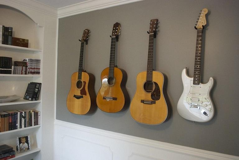Wall Mount Guitar Holder