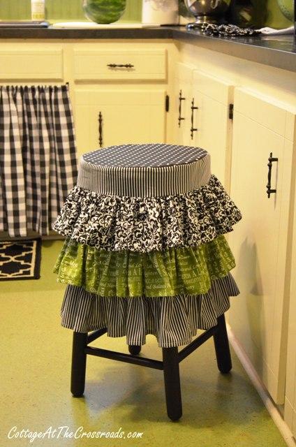 Ruffled Stool Cover