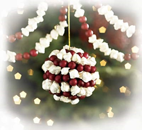 Cranberry Popcorn Garland