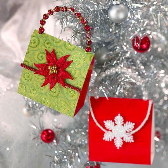 Christmas Paper Clutch Ornaments