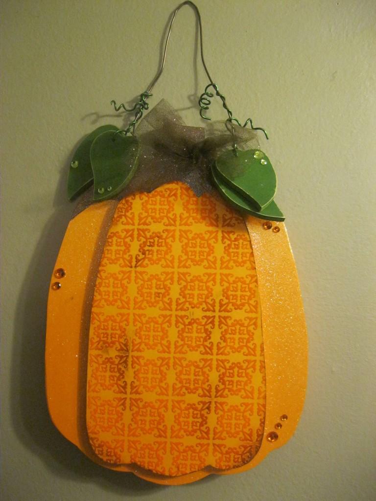 Wood Cutout Pumpkin