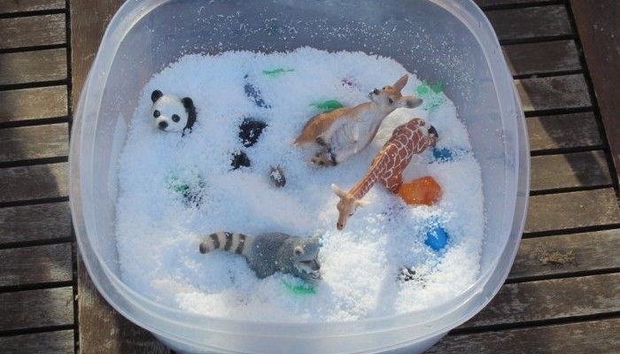 Snow Sensory Tub