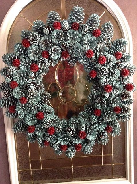 Pine Cone Wreath