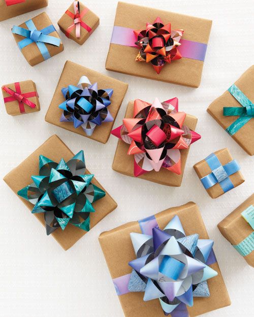 Recycled Magazine Bows