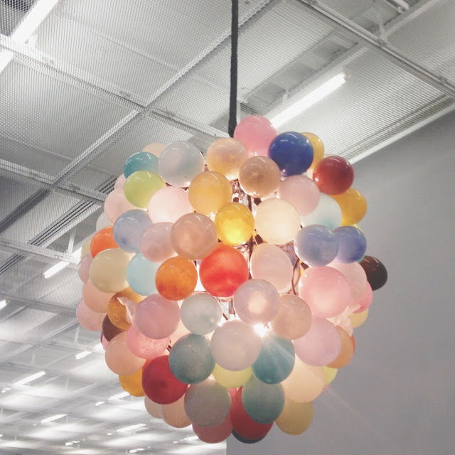Giant Lamp Balloons