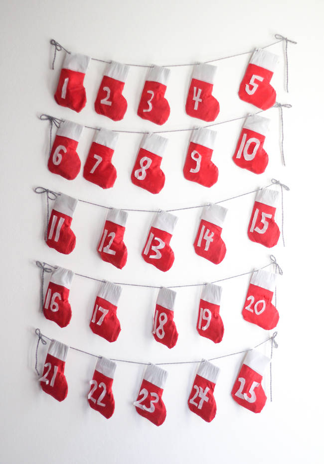Stocking Garland Advent Calendar