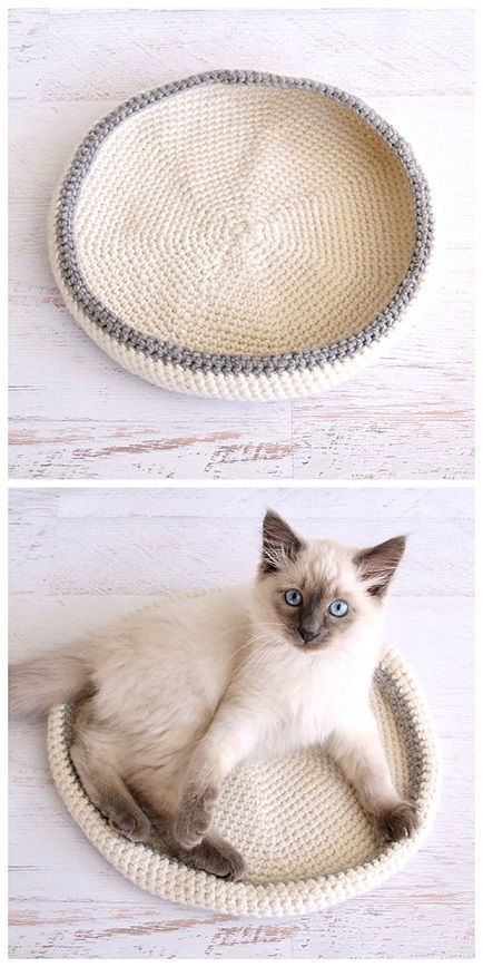 Crochet Cat Bed